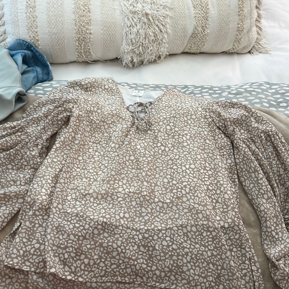 Long sleeve blouse